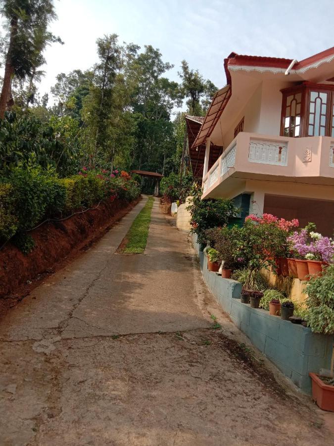 Shivalaya Homestay, Madikeri Siddāpur Eksteriør billede