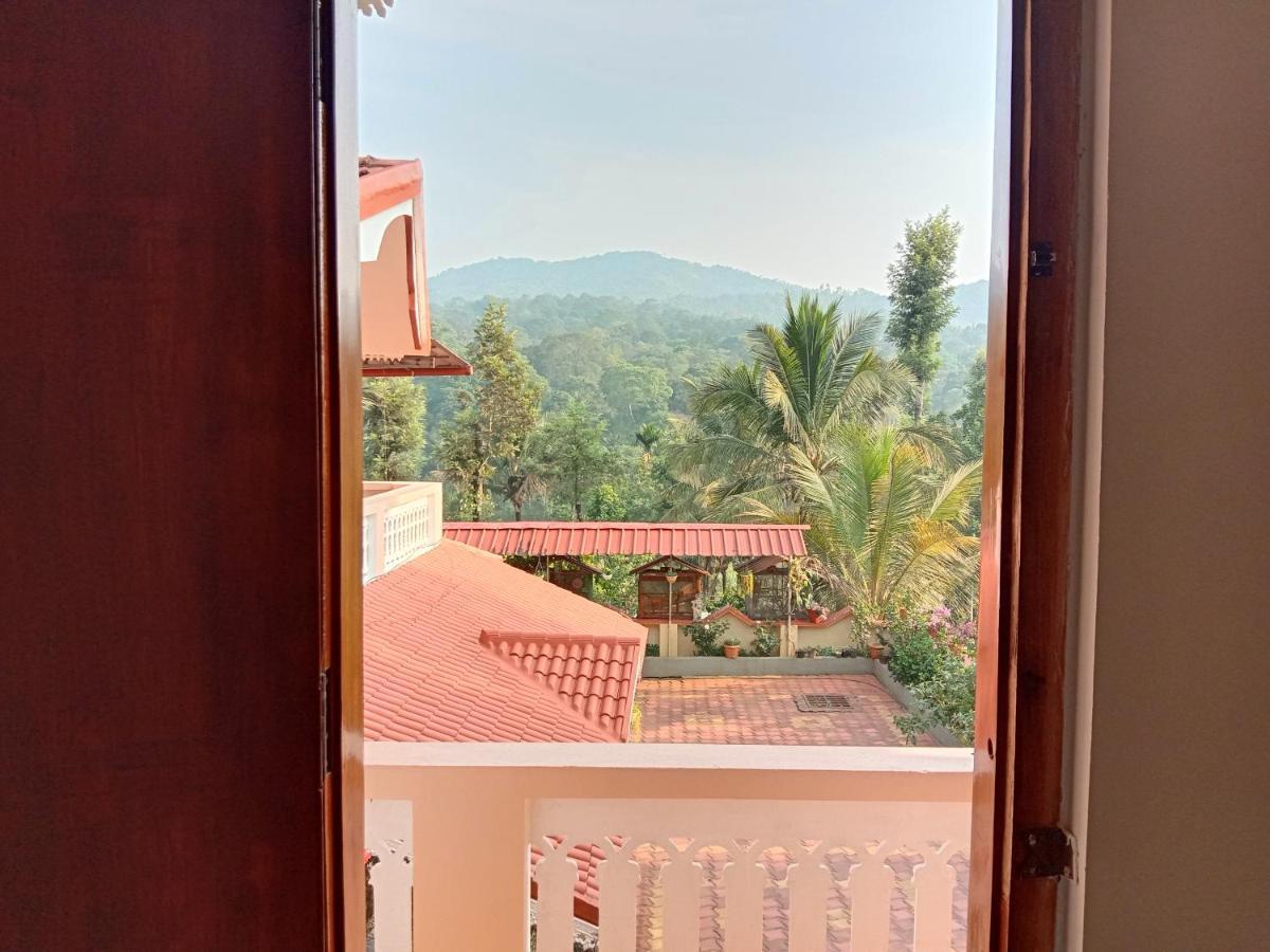 Shivalaya Homestay, Madikeri Siddāpur Eksteriør billede