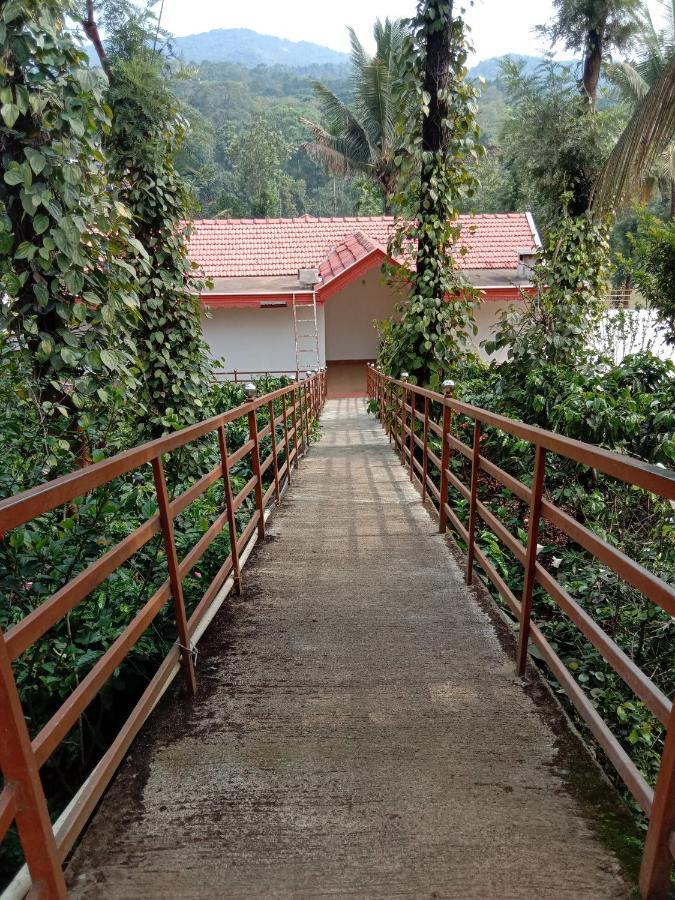 Shivalaya Homestay, Madikeri Siddāpur Eksteriør billede