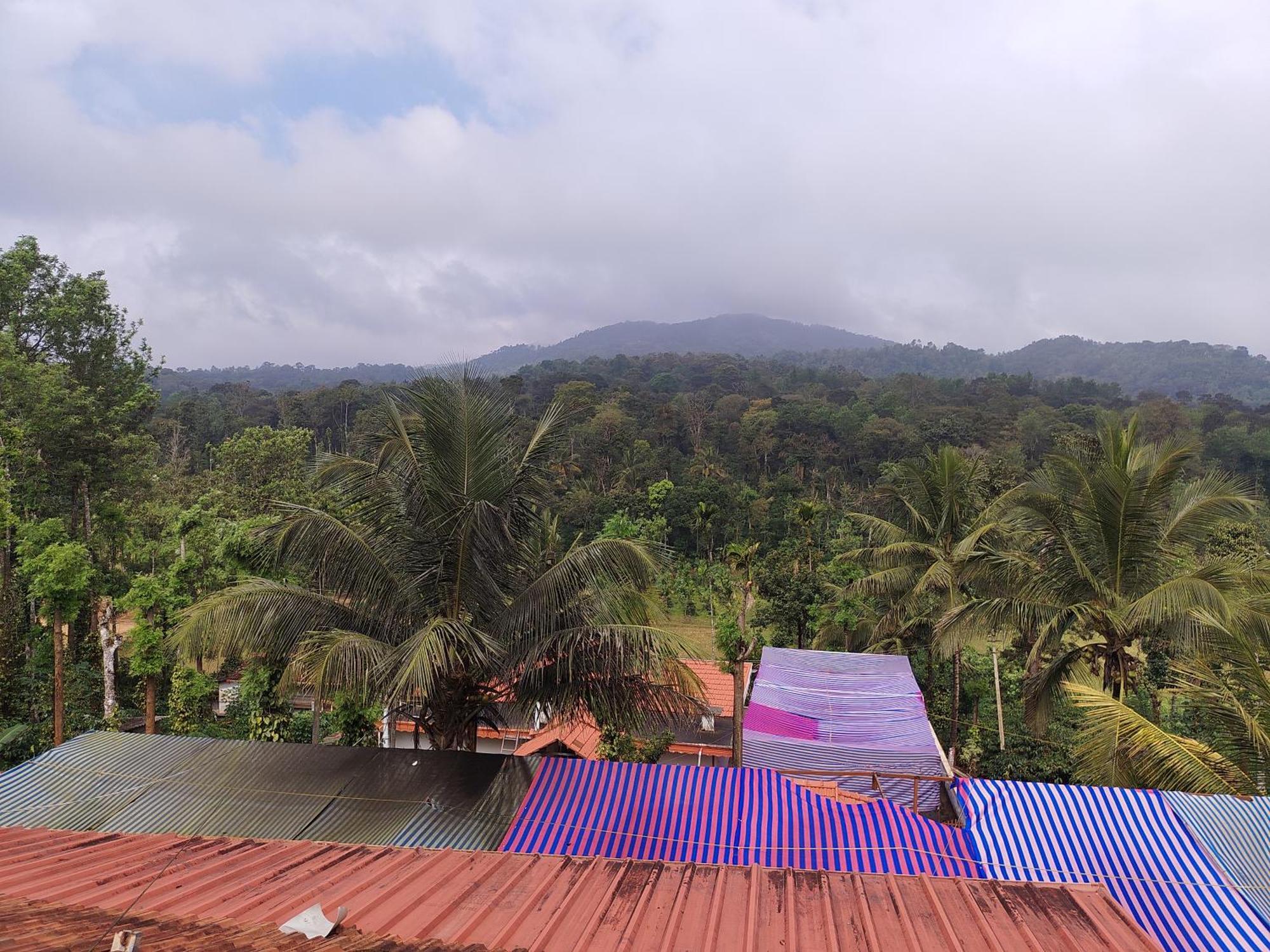 Shivalaya Homestay, Madikeri Siddāpur Eksteriør billede